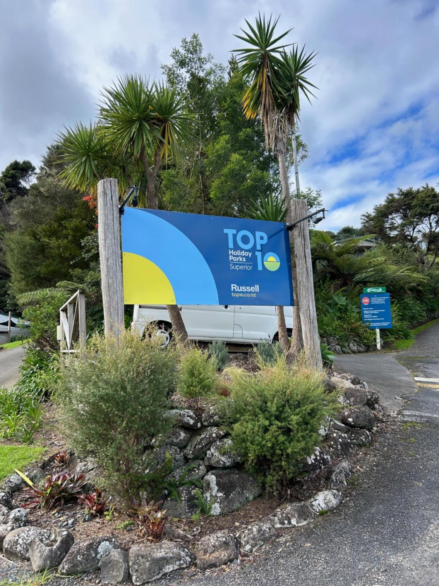 Russell Top 10 Holiday Park Buitenkant foto