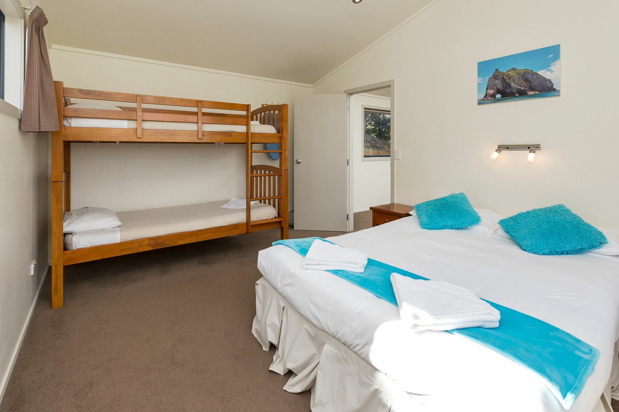 Russell Top 10 Holiday Park Buitenkant foto